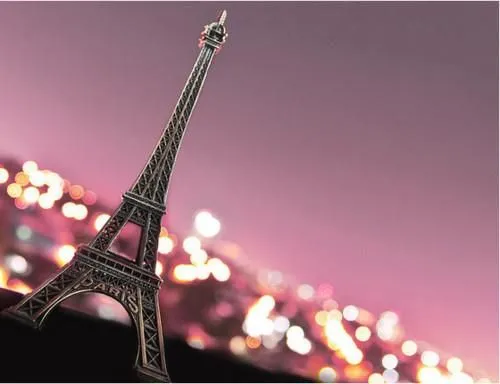 Diseño de uñas: "Bonjour Paris!" - Paperblog