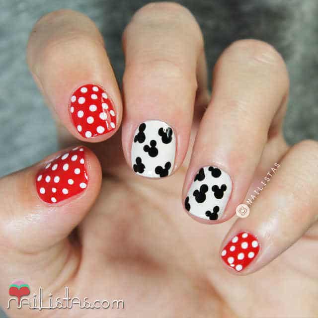 Diseño de uñas súper fácil y rápido con Mickey Mouse | Nailistas ... Diseño de uñas súper fácil y rápido con Mickey Mouse | Nailistas ...