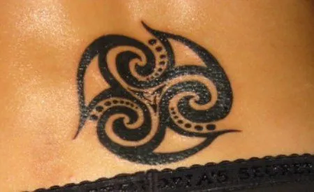 Diseños CELT: Tatuajes y el Triskel.