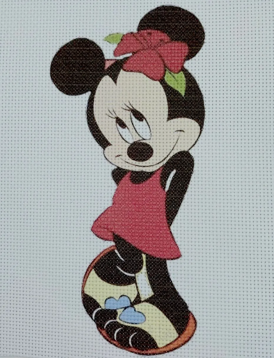 Diseños estampados para bordar en punto de cruz | Minnie Mouse - Marol Rivadeneira Diseños estampados para bordar en punto de cruz | Minnie Mouse - Marol Rivadeneira