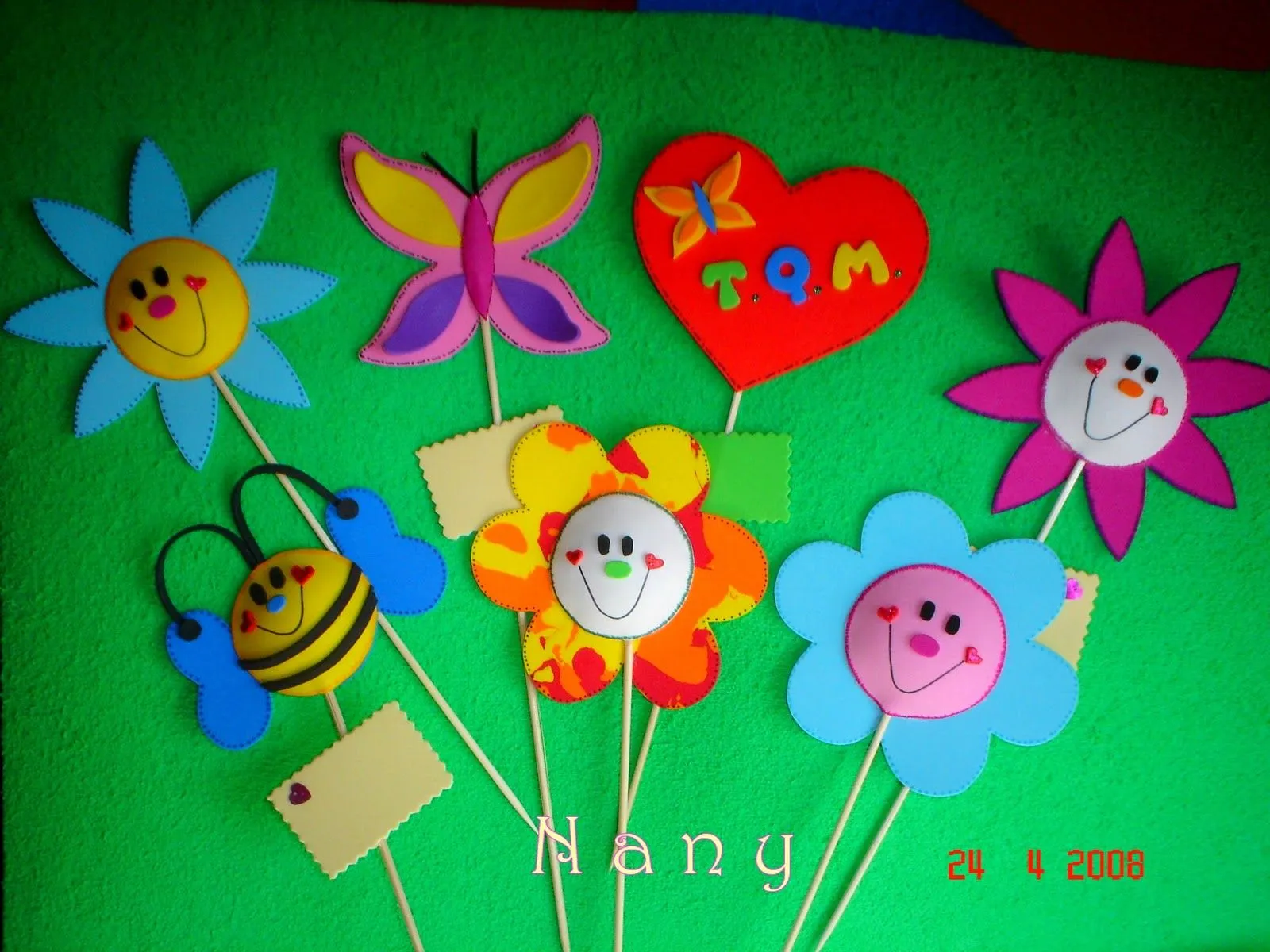 Diseños de flores en goma eva - Imagui