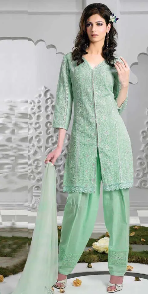 Diseños y patrones Salwar Kameez, impresionante y colorida moda ... Diseños y patrones Salwar Kameez, impresionante y colorida moda ...