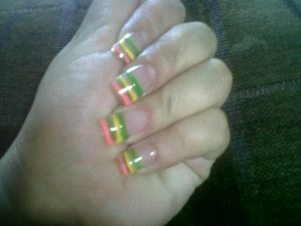 Mis Diseños en uñas Acrilicas: enero 2013