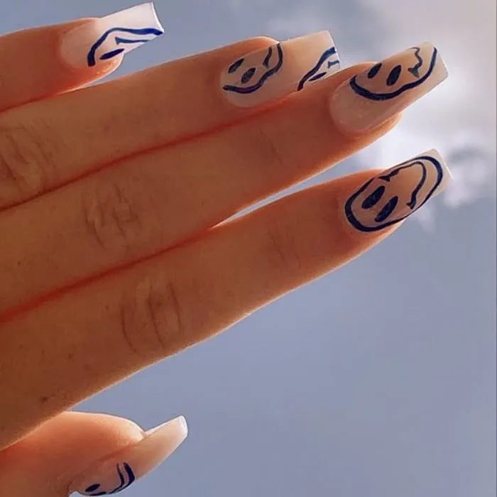 Diseños de uñas con caritas felices para ser más positiva Diseños de uñas con caritas felices para ser más positiva