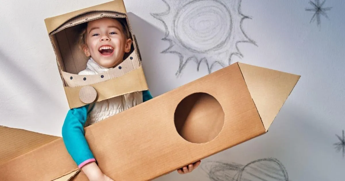 Disfraces infantiles y caseros hechos con cajas para Carnaval Disfraces infantiles y caseros hechos con cajas para Carnaval