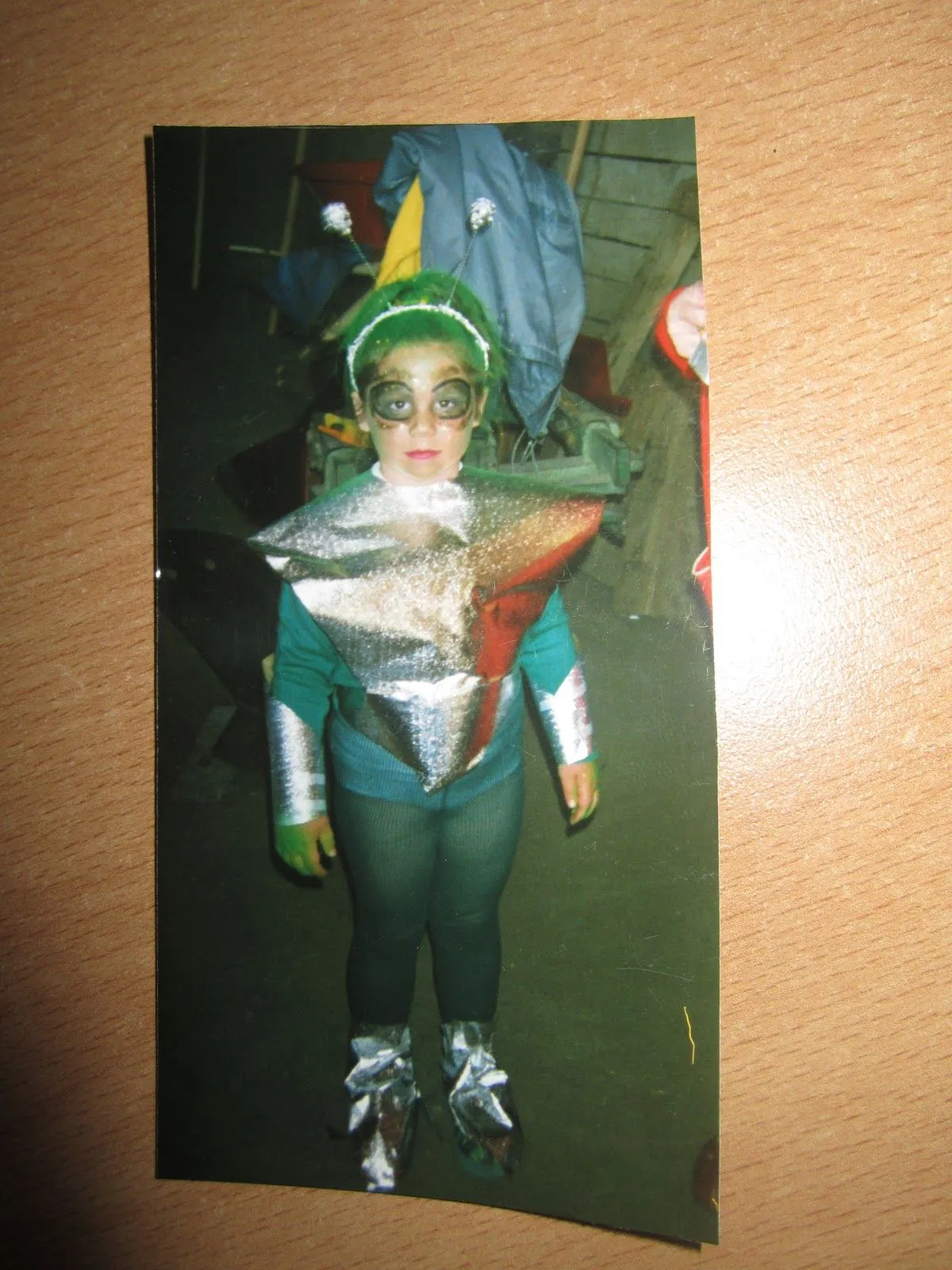 CLASE DE LA BRUJA BURBUJA: DISFRAZ PARA HALLOWEEN CLASE DE LA BRUJA BURBUJA: DISFRAZ PARA HALLOWEEN