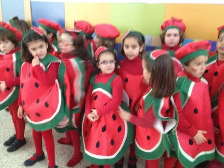 disfraces sandia se puede hacer con bolsa de basura roja y verde ...