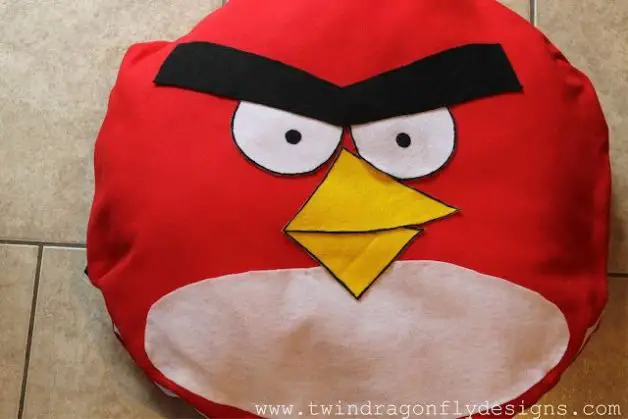 Como hacer un disfraz del ave rojo de Angry Bird | Todo Manualidades Como hacer un disfraz del ave rojo de Angry Bird | Todo Manualidades