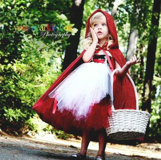 Disfraz de Caperucita Roja http://charhadas.com/specials/472 ...