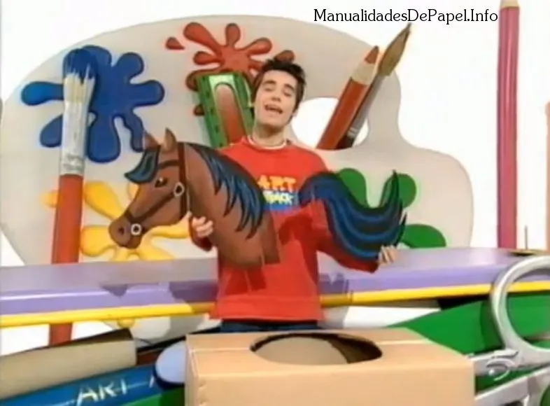 Hacer disfraz de carton – Caballo · Manualidades de papel Hacer disfraz de carton – Caballo · Manualidades de papel