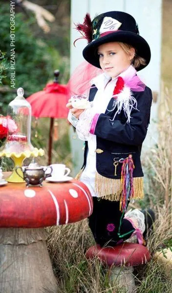 Disfraz casero infantil "Extravagancia" | Fiestas infantiles y ... Disfraz casero infantil "Extravagancia" | Fiestas infantiles y ...