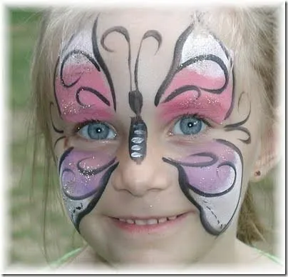 Disfraz casero y maquillaje de mariposa para niña | Trato o truco Disfraz casero y maquillaje de mariposa para niña | Trato o truco