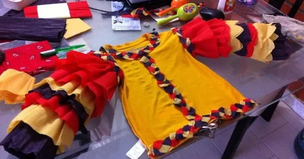 Disfraz Casero de Rumbero con papel Crepe | Manualidades | Pinterest Disfraz Casero de Rumbero con papel Crepe | Manualidades | Pinterest