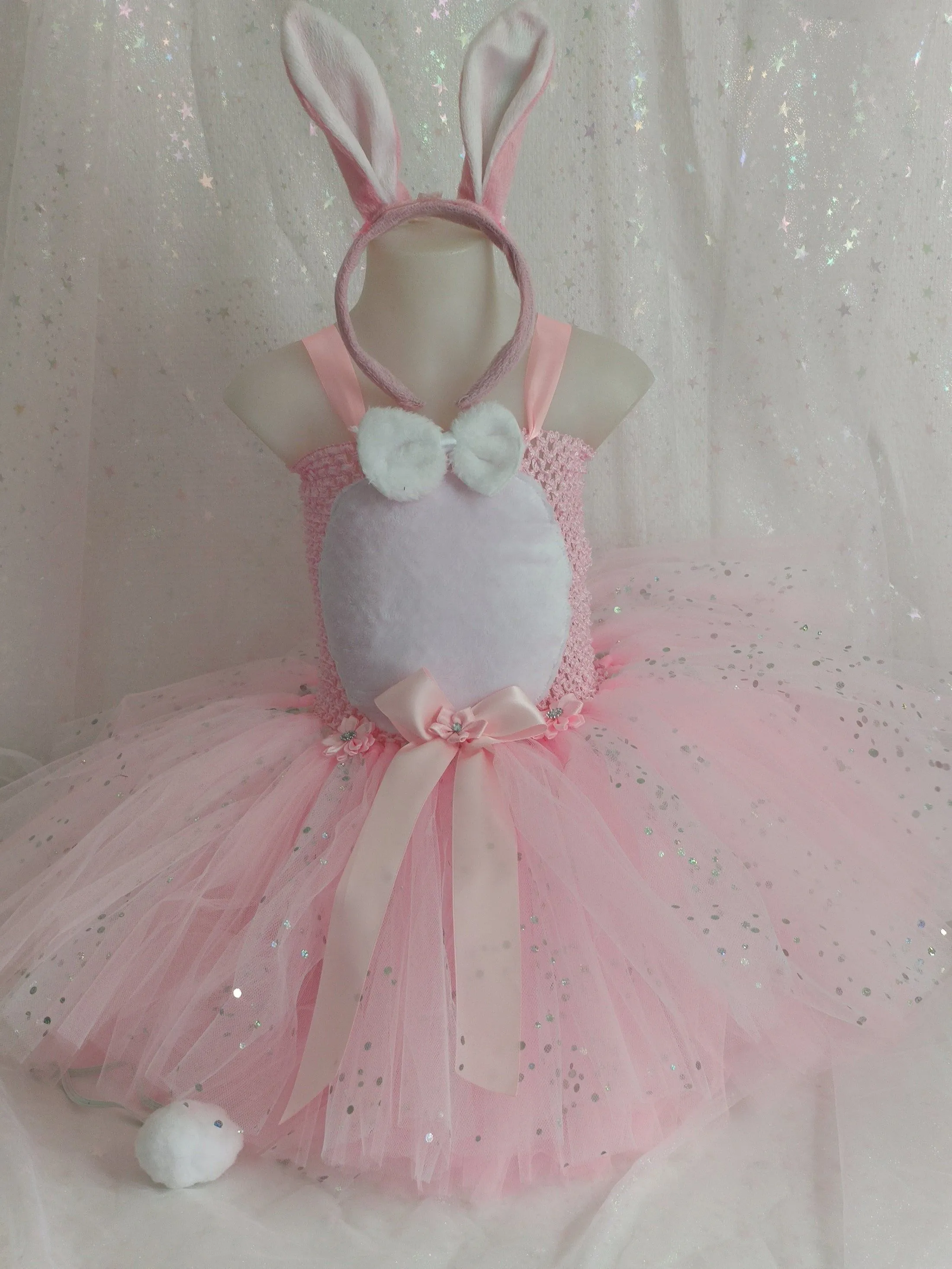 Disfraz de un conejito vestido de tutú para bebé y niña regalo de niño para un cumpleaños o para pascua. - Etsy México Disfraz de un conejito vestido de tutú para bebé y niña regalo de niño para un cumpleaños o para pascua. - Etsy México