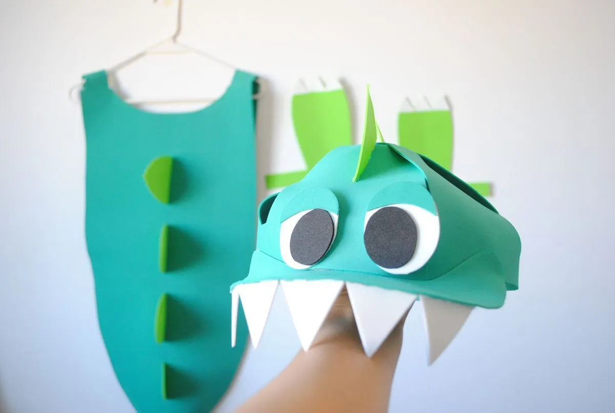 Cómo Hacer Disfraz De Dinosaurio - La Casita Curiosa Cómo Hacer Disfraz De Dinosaurio - La Casita Curiosa
