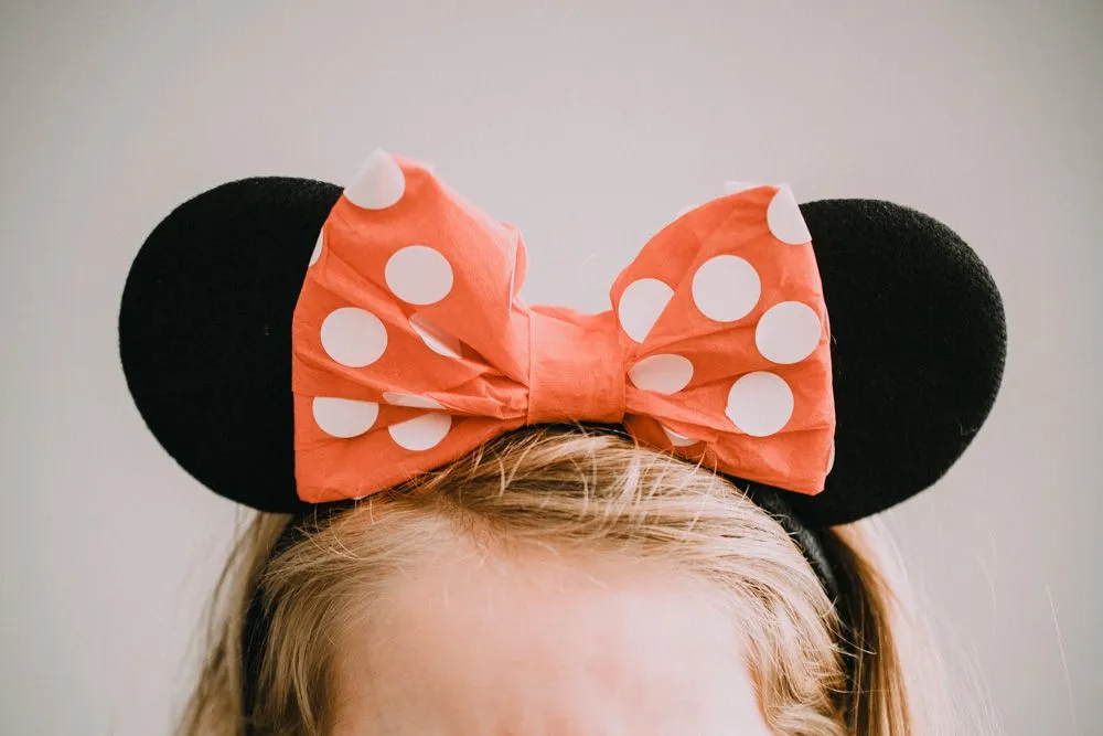DISFRAZ DIY MINNIE MOUSE CON PAPEL CREPÉ - My Little Monde - Blog de Maternidad y Lifestyle | Bodas, Moda y Belleza DISFRAZ DIY MINNIE MOUSE CON PAPEL CREPÉ - My Little Monde - Blog de Maternidad y Lifestyle | Bodas, Moda y Belleza