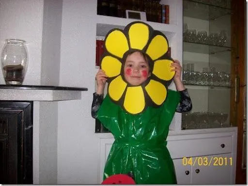 Como hacer un disfraz de flor en foami - Imagui Como hacer un disfraz de flor en foami - Imagui