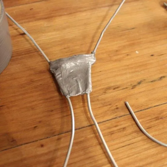 Disfraz de Hada del Bosque. DIY, Low-cost. Con tutú, alitas y varita mágica Disfraz de Hada del Bosque. DIY, Low-cost. Con tutú, alitas y varita mágica