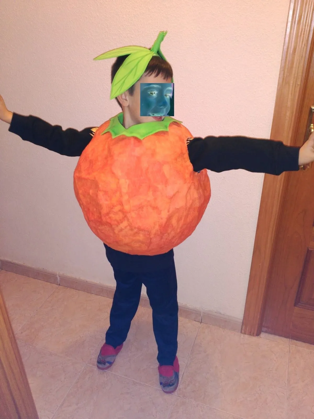 disfraz de naranja de papel maché | Disfraz de naranja, Disfraz de frutas, Disfraces frutas disfraz de naranja de papel maché | Disfraz de naranja, Disfraz de frutas, Disfraces frutas