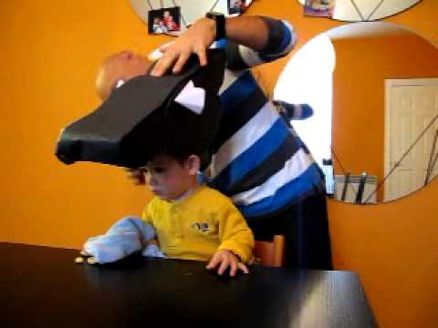 Disguise of Bad Wolf Custom or Disfraz de Lobo Feroz - YouTube Disguise of Bad Wolf Custom or Disfraz de Lobo Feroz - YouTube