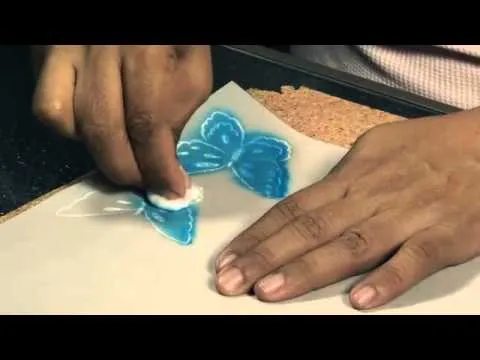 Un distintivo en forma de mariposa - YouTube Un distintivo en forma de mariposa - YouTube