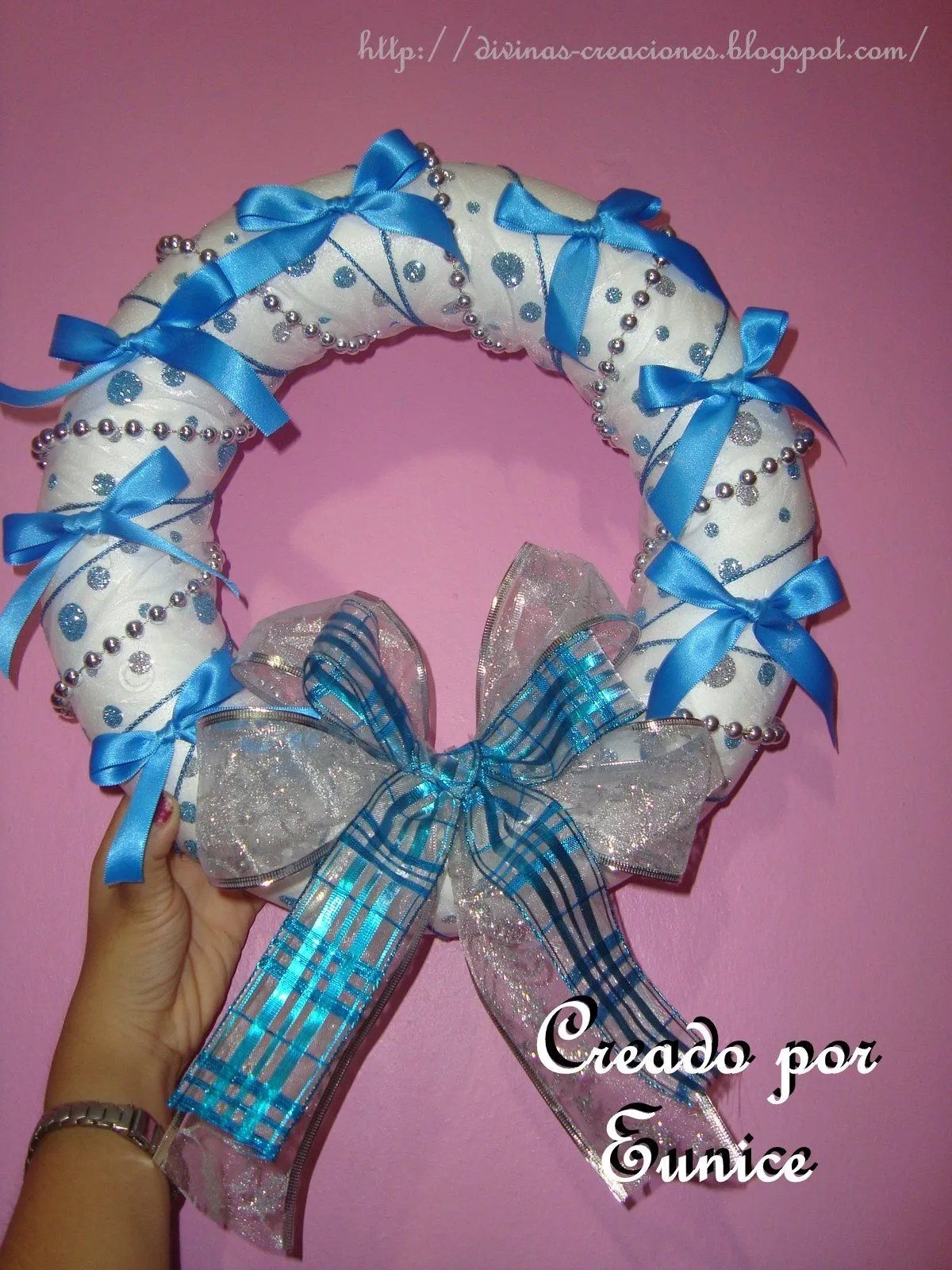 Divinas Creaciones: ** Corona Navideña Azul Divinas Creaciones: ** Corona Navideña Azul