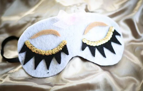 Diy: antifaz audrey hepburn - Paperblog