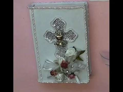 DIY Biblia para Primera Comunión - YouTube