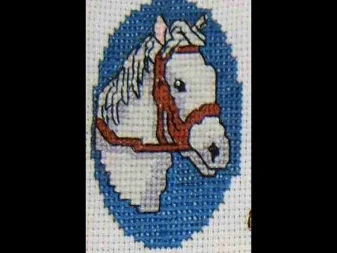 DIY Cómo bordar un caballo en punto de cruz - YouTube DIY Cómo bordar un caballo en punto de cruz - YouTube