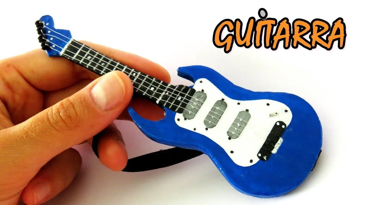 DIY CÓMO HACER MINI GUITARRA PARA MUÑECAS MANUALIDADES PARA NIÑOS Y CASA DE MUÑECAS - YouTube DIY CÓMO HACER MINI GUITARRA PARA MUÑECAS MANUALIDADES PARA NIÑOS Y CASA DE MUÑECAS - YouTube