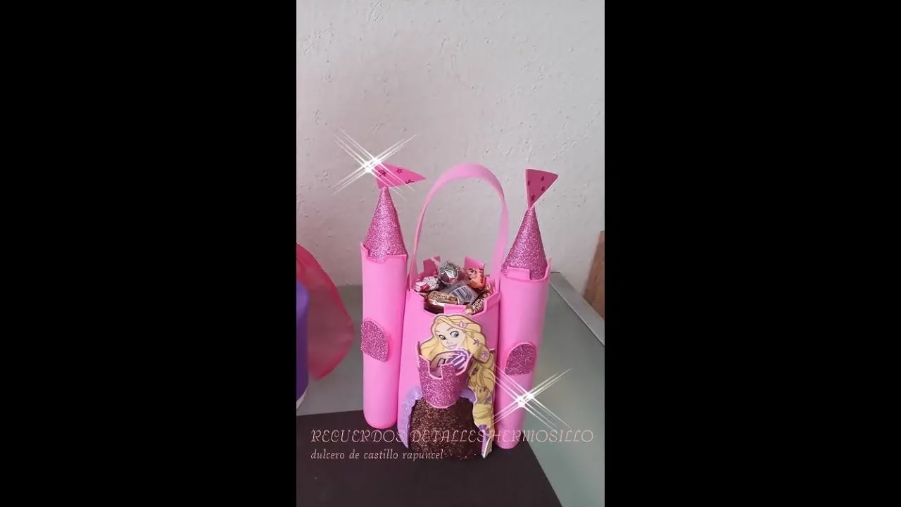 DIY como hacer dulcero de princesa castillo con Botella Pet - YouTube DIY como hacer dulcero de princesa castillo con Botella Pet - YouTube