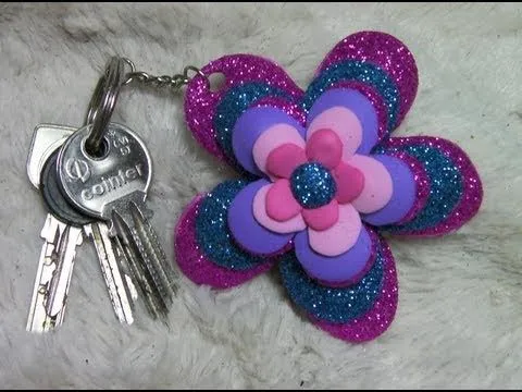 DIY FLOR EN LLAVERO, IDEAS PARA REGALAR, KEY-RING FLOWER - YouTube