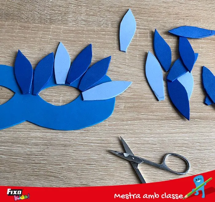 DIY: Máscara de Carnaval en forma de pavo real | Fixo Kids DIY: Máscara de Carnaval en forma de pavo real | Fixo Kids
