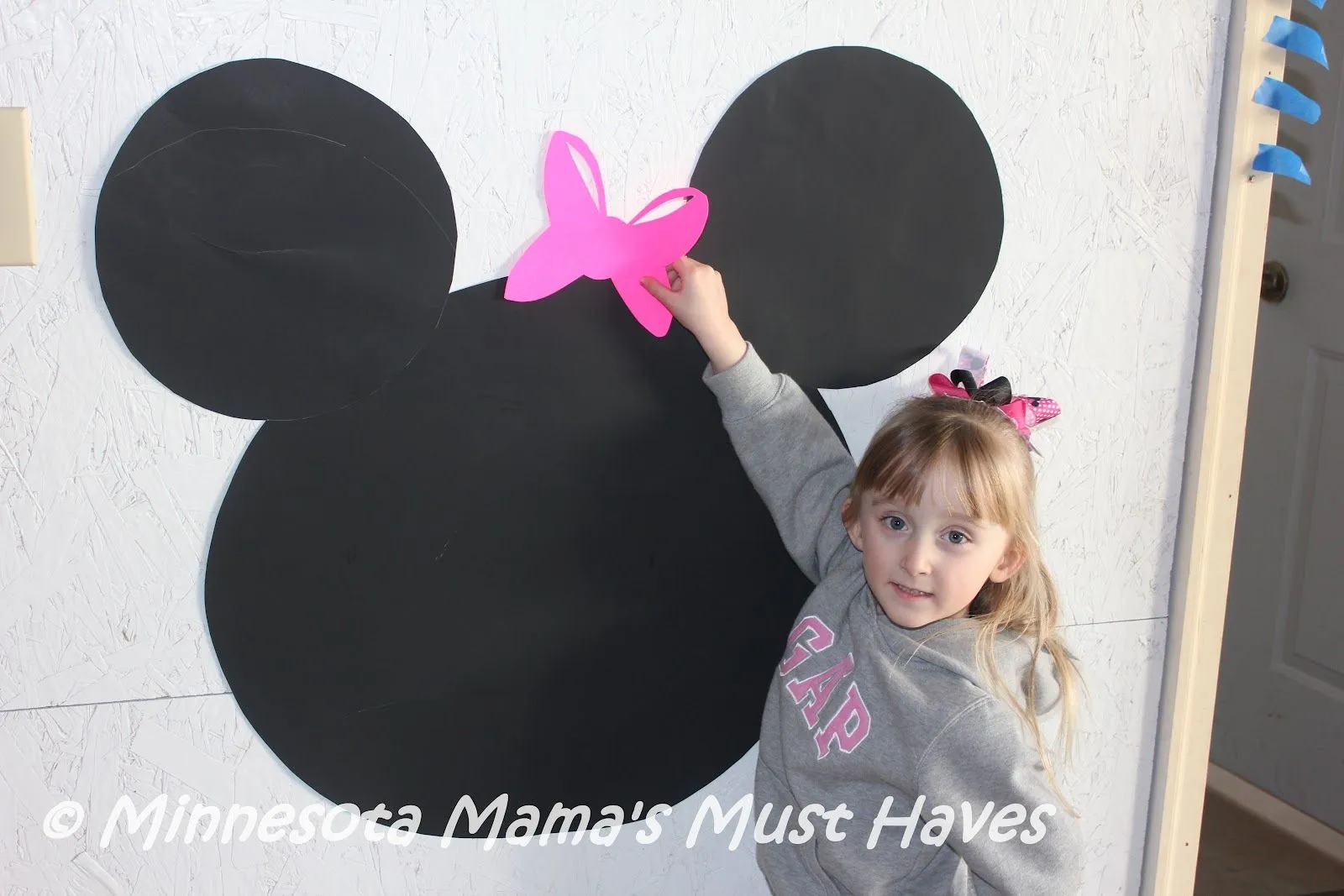 DIY Minnie Mouse Birthday Party Games! Pin The Bow on Minnie Mouse! DIY Minnie Mouse Birthday Party Games! Pin The Bow on Minnie Mouse!