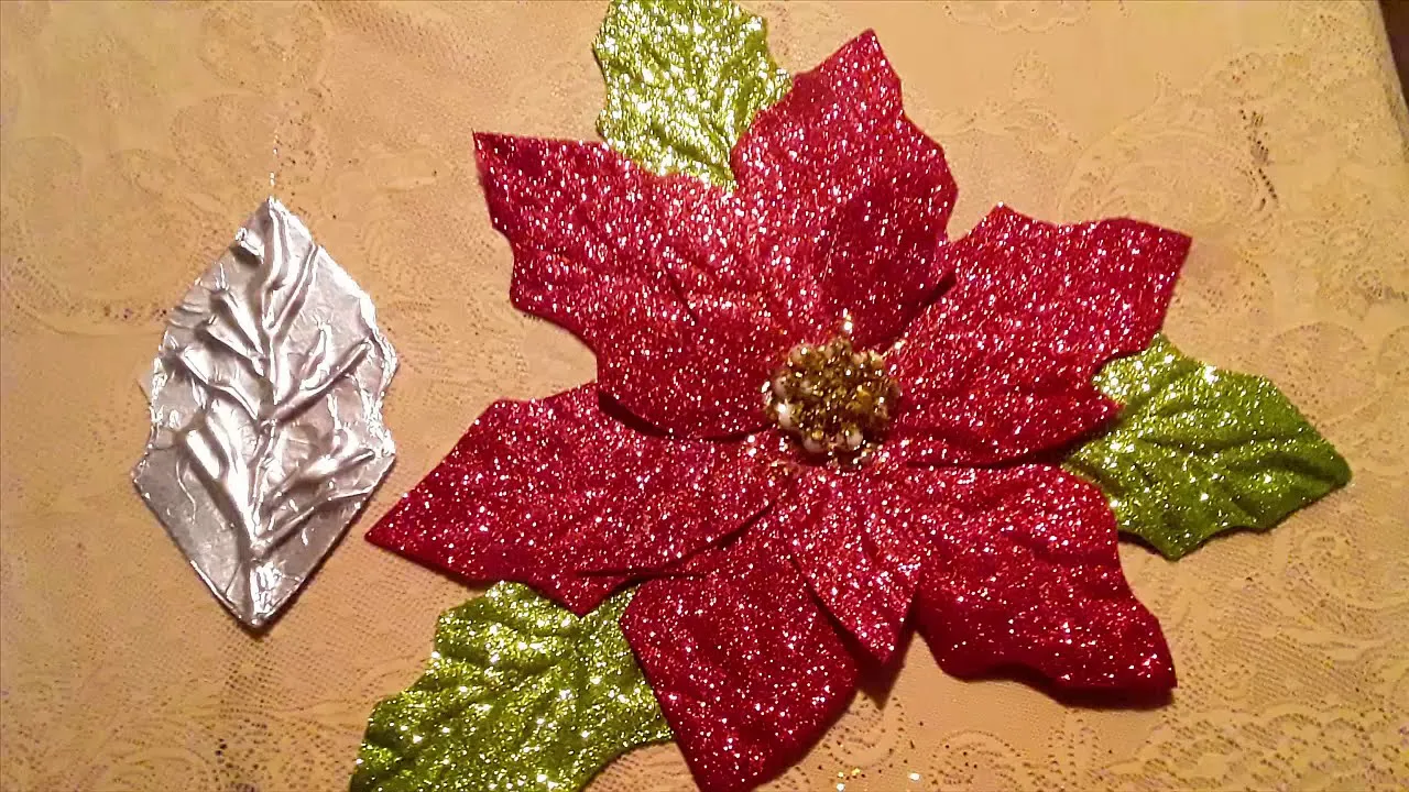 DIY/ COMO HACER MOLDE DE PETALOS PARA NOCHEBUENA DE FOMI - YouTube DIY/ COMO HACER MOLDE DE PETALOS PARA NOCHEBUENA DE FOMI - YouTube