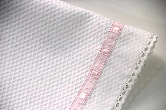 DIY, patrones, ropa de bebe y mucho más para coser.: Faldón de ... DIY, patrones, ropa de bebe y mucho más para coser.: Faldón de ...