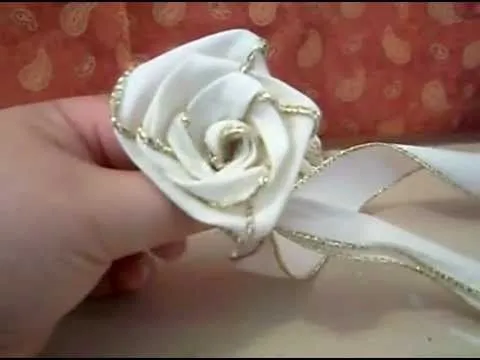 DIY Rosa armada hecha de listón tutorial. - YouTube