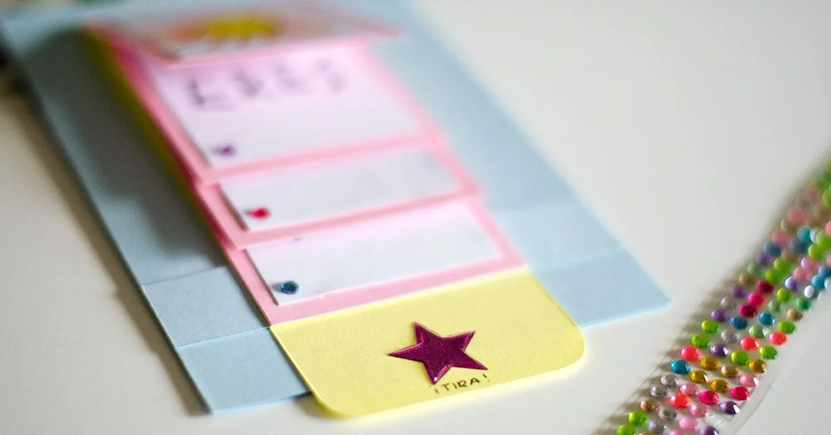 DIY: Tarjeta en cascada Día de la Madre | Fixo Kids DIY: Tarjeta en cascada Día de la Madre | Fixo Kids