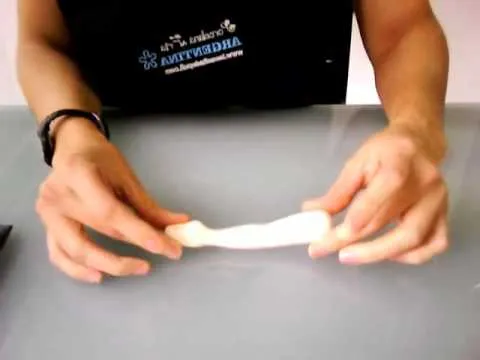 DIY♥Como realizar una pierna y un pie con porcelana fría - YouTube DIY♥Como realizar una pierna y un pie con porcelana fría - YouTube
