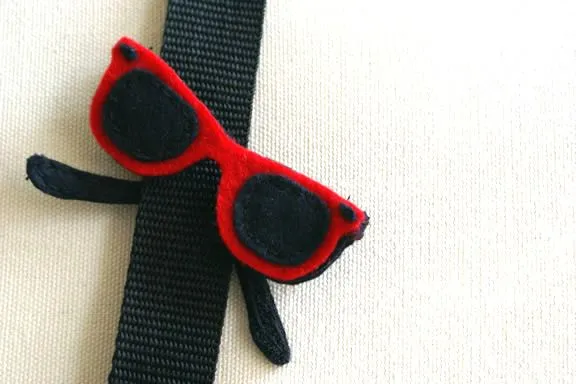 diy/tutorial prendedor lentes fieltro | Lomurella diy/tutorial prendedor lentes fieltro | Lomurella