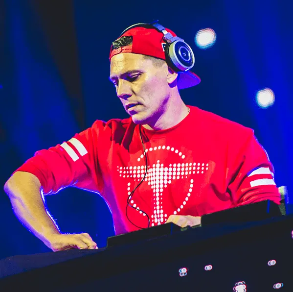 DJ Tiesto – Club Life 394 (Deep House Special) [SBD] (19-10-2014 ...