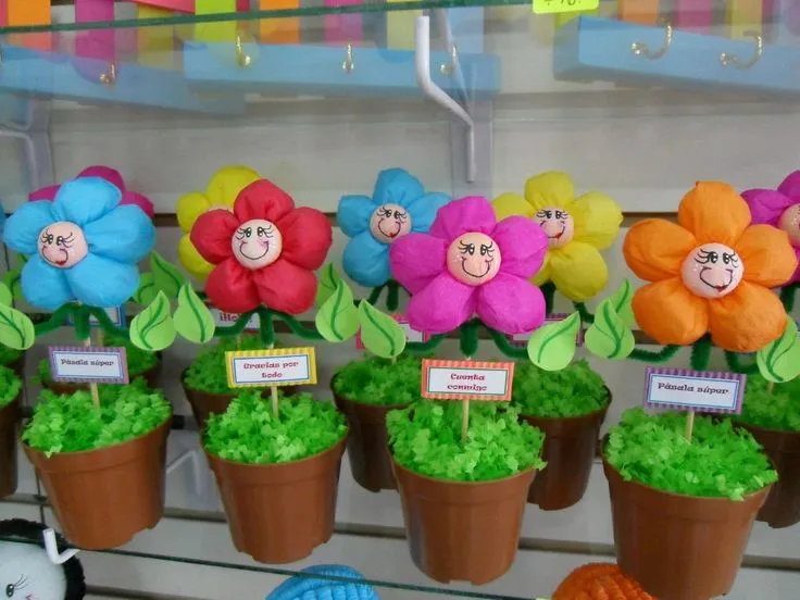 doce flores de papel crepe para recuerdos y arreglos | CENTROS DE ... doce flores de papel crepe para recuerdos y arreglos | CENTROS DE ...