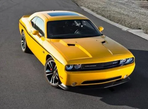 Dodge Challenger SRT8 392 Yellow Jacket 2012 | Lista de Carros Dodge Challenger SRT8 392 Yellow Jacket 2012 | Lista de Carros