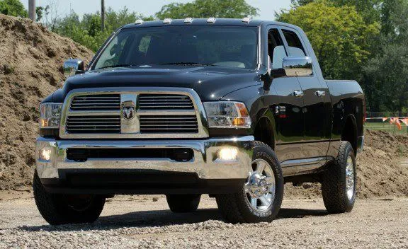 Dodge Ram 2011: ficha técnica, imágenes y rivales | Lista de Carros Dodge Ram 2011: ficha técnica, imágenes y rivales | Lista de Carros