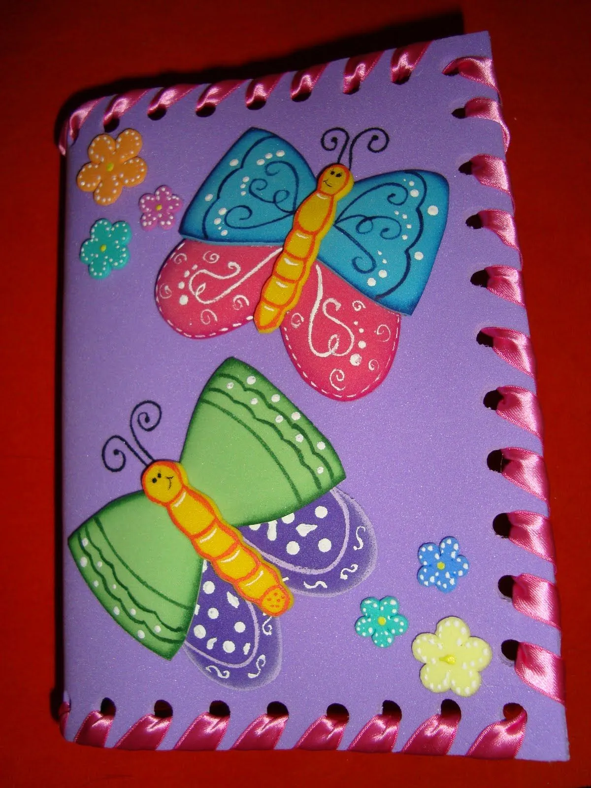 bëjîtå: Forro Mariposas / Capinha mariposas