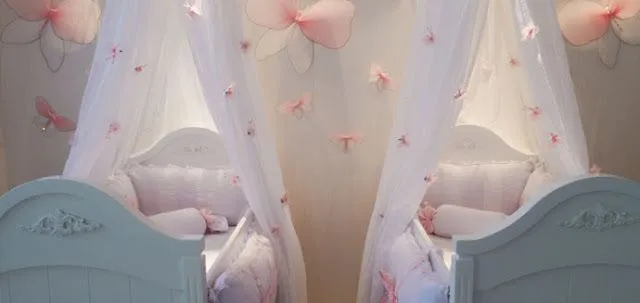 este dormitorio para mellizas o gemelas recien nacidas de colores tan ... este dormitorio para mellizas o gemelas recien nacidas de colores tan ...