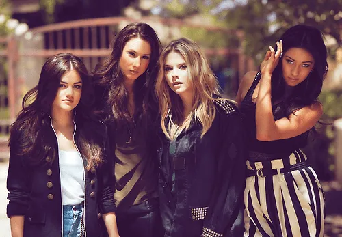 Dreaming of Fashion: Pretty Little Liars