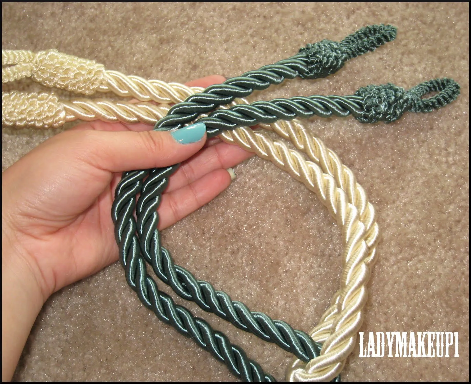 Dreams Colors and Glitter: How to do a rope necklace - Como hacer ... Dreams Colors and Glitter: How to do a rope necklace - Como hacer ...