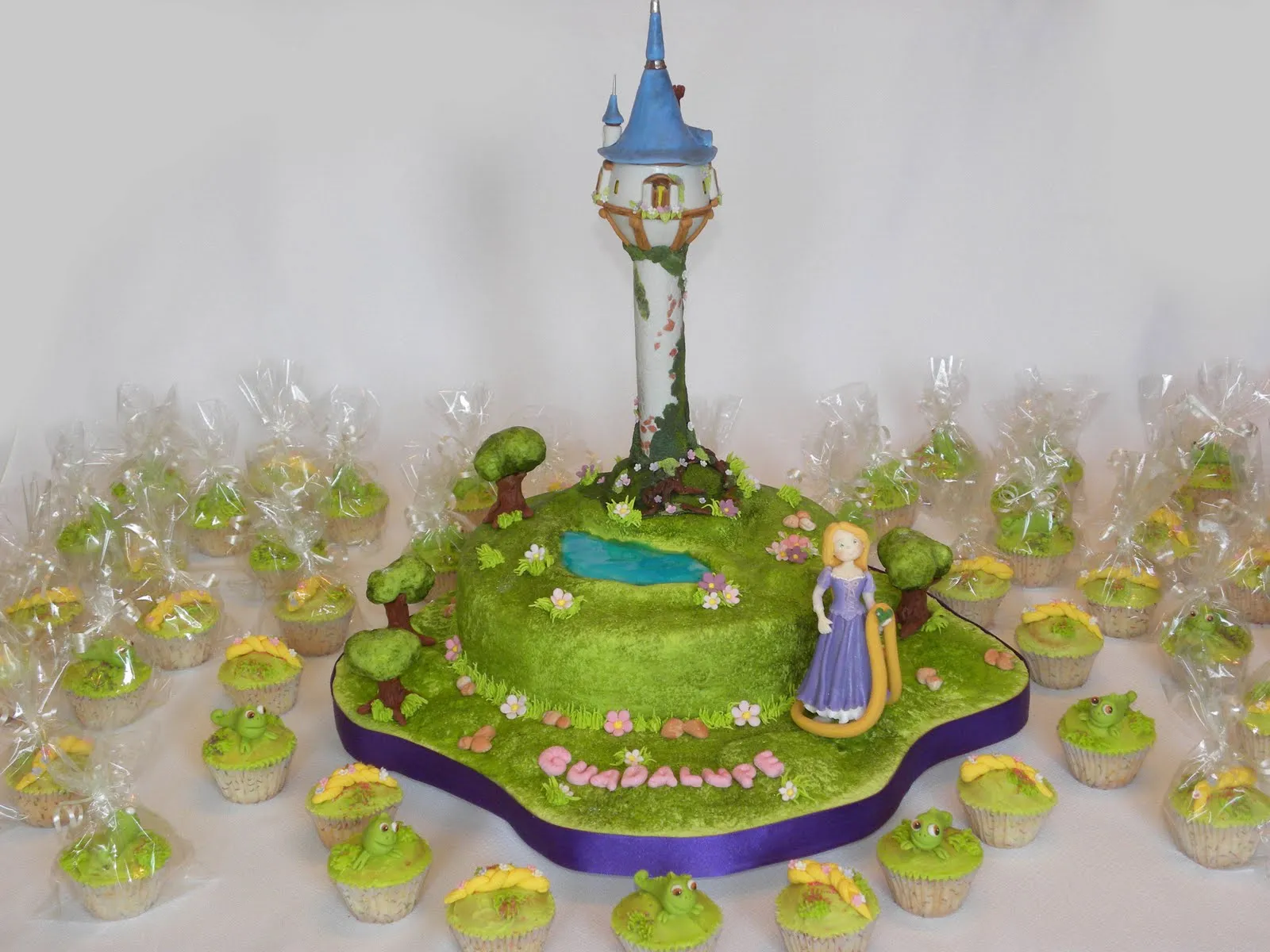 Dulce Denise: Rapunzel con Cupcakes