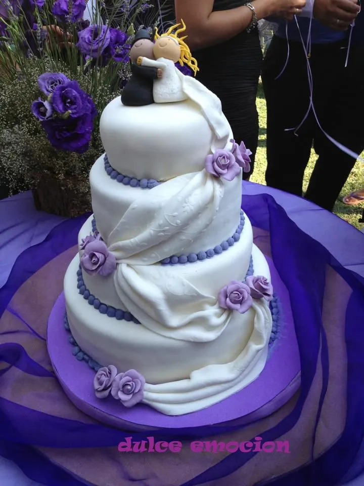 DULCE EMOTION: TORTAS DECORADAS
